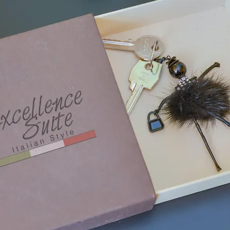 Excellence Suite-3